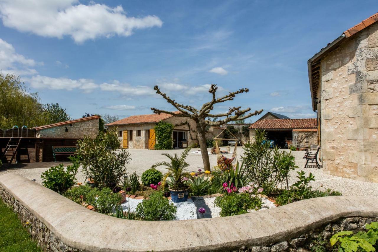 The Wild Seeds Chauvigny Exterior foto